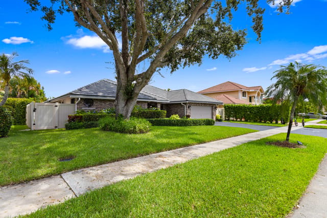 14251 APPALACHIAN Trail, Davie, FL 33325
