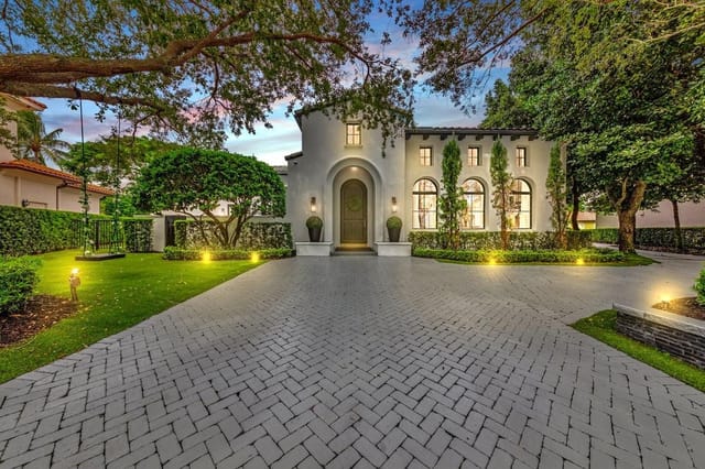 550 CARROTWOOD Terrace, Plantation, FL 33324