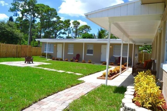 4820 Maine Street #4, Lake Worth, FL 33461