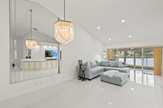 14496 VIA ROYALE, Delray Beach, FL 33446