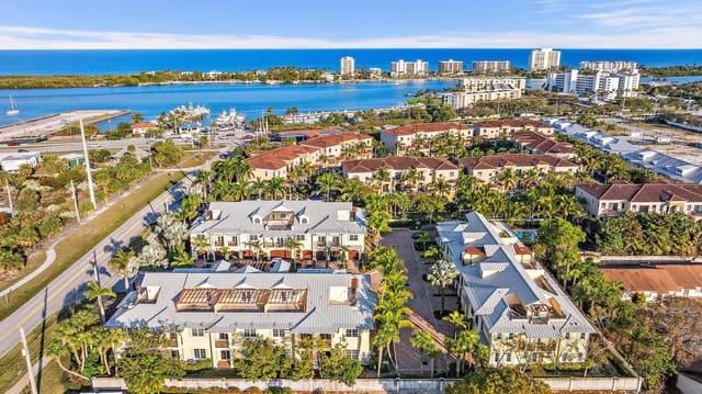 3770 County Line Road A2, Tequesta, FL 33469