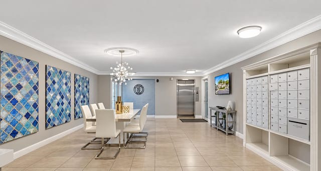 Lobby to elevator