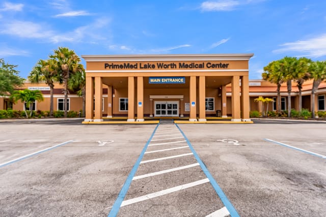 7408 LAKE WORTH Road, Lake Worth, FL 33467