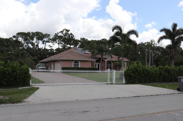 12517 Temple Blvd Boulevard, West Palm Beach, FL 33412