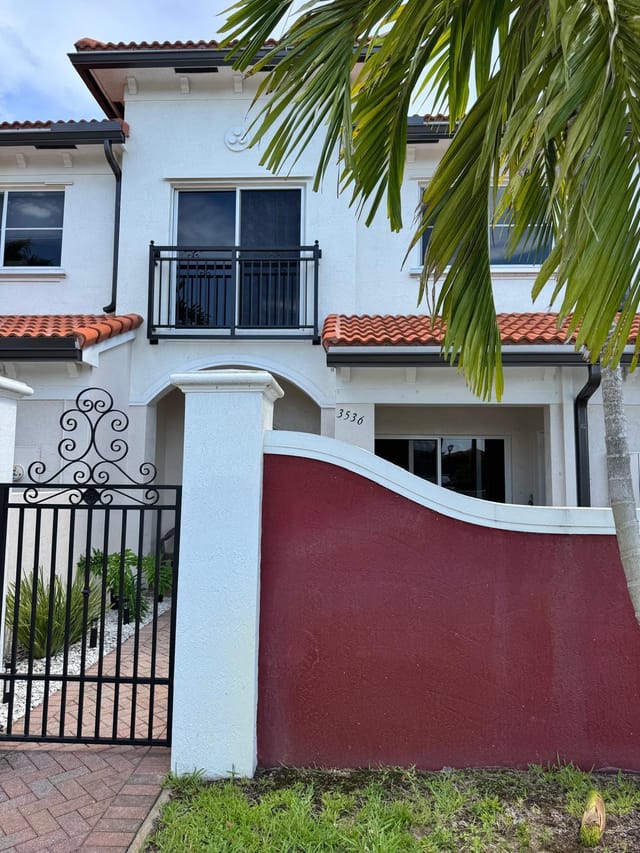 3536 NW 29TH Place 3536, Lauderdale Lakes, FL 33311