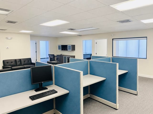 3500 Gateway Drive 100, Pompano Beach, FL 33069