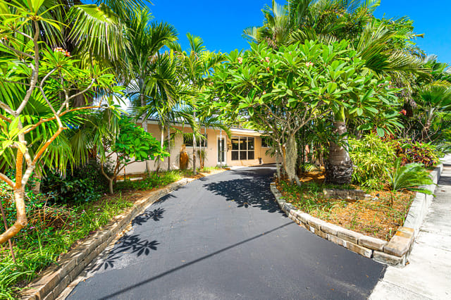 3697 NE 16TH Avenue, Oakland Park, FL 33334