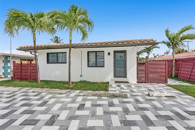 4536 POINCIANA Street 2, Lauderdale-By-The-Sea, FL 33308