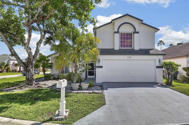 117 HAMMOCKS Court, Greenacres, FL 33413