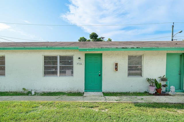 4766 Gulfstream Road, Lake Worth, FL 33461