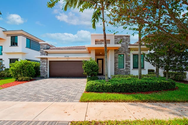 10785 PACIFICA Way, Parkland, FL 33076
