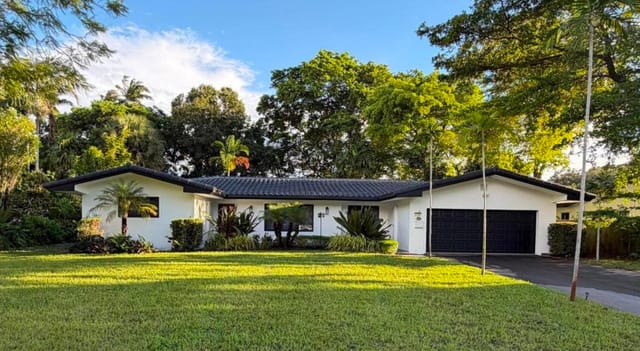 4190 SW 4th Street, Plantation, FL 33317