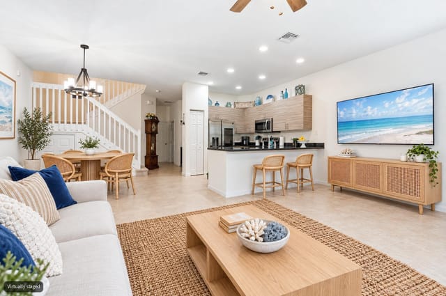 6128 SE PORTOFINO Circle 104, Hobe Sound, FL 33455