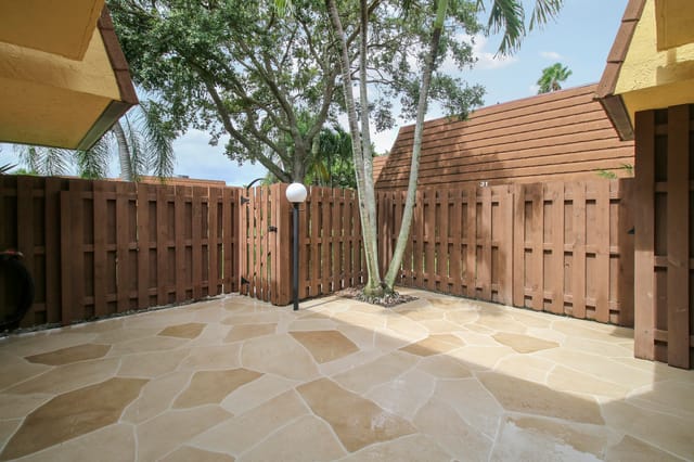 825 Center Street 30b, Jupiter, FL 33458
