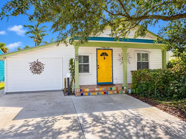 806 N M Street, Lake Worth Beach, FL 33460
