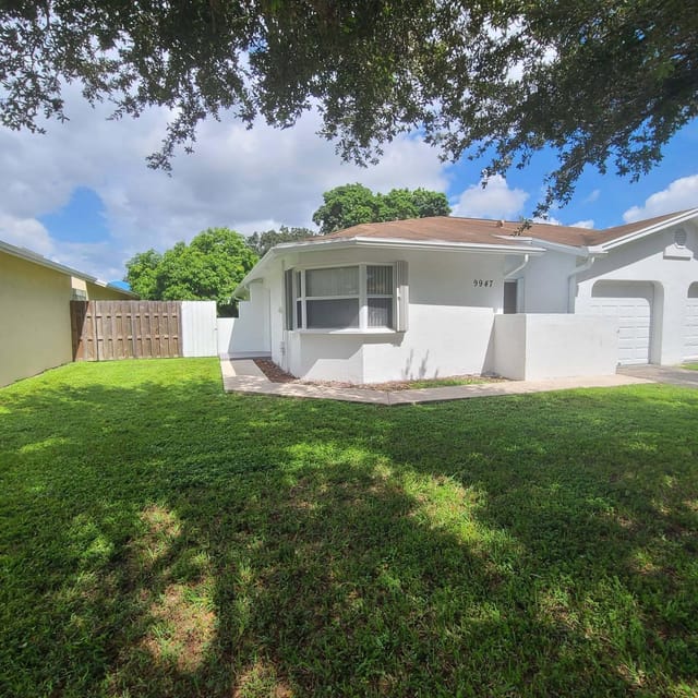 9947 SW 59TH Court, Cooper City, FL 33328