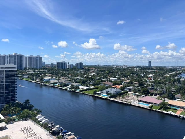 1965 S Ocean Drive 16p, Hallandale Beach, FL 33009