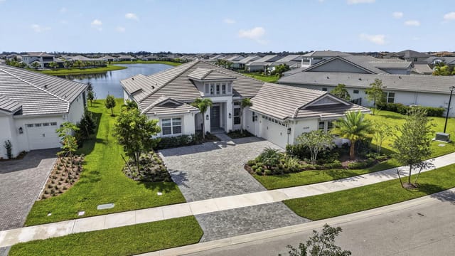 15129 WILDWOOD Circle, The Acreage, FL 33470