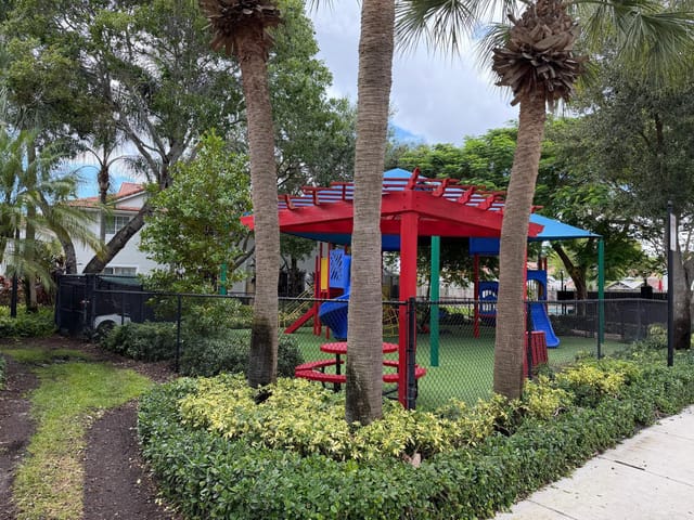 3947 SAN SIMEON Lane, Weston, FL 33331