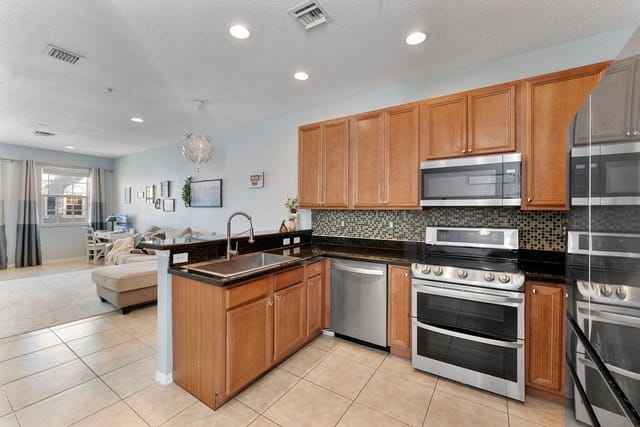 107 Pond Apple Lane 103, Jupiter, FL 33458