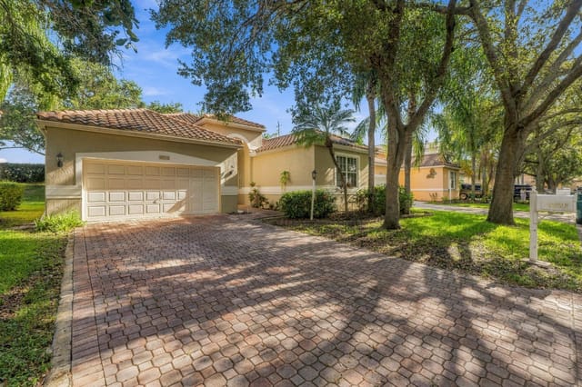 6355 NW 80th Drive, Parkland, FL 33067