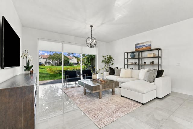 1086 WOODFIELD Road, Greenacres, FL 33415