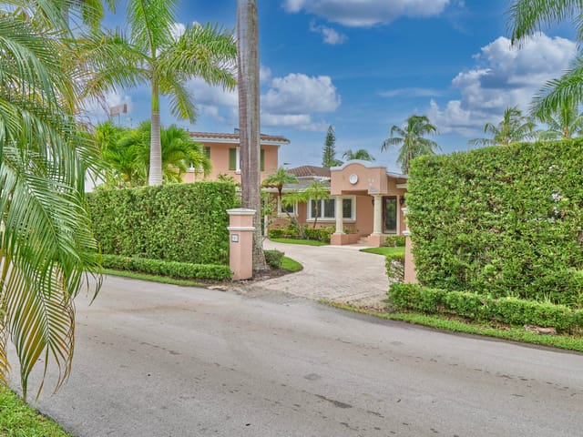 501 Coconut Isle Drive, Fort Lauderdale, FL 33301