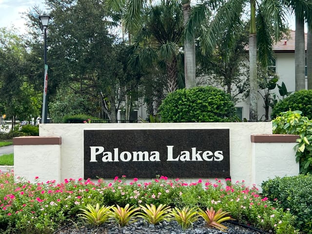 Paloma Entry