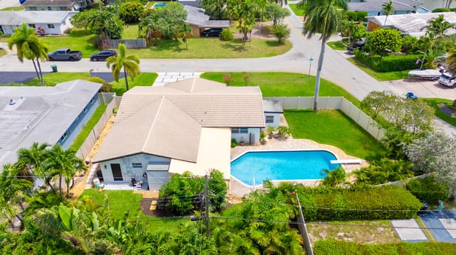 1420 NE 42nd Court, Oakland Park, FL 33334
