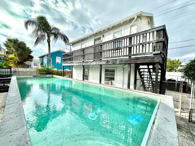 101 S C Street 2, Lake Worth Beach, FL 33460