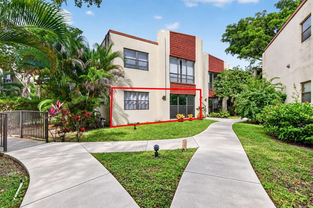 301 N Pine Island Road 162, Plantation, FL 33324
