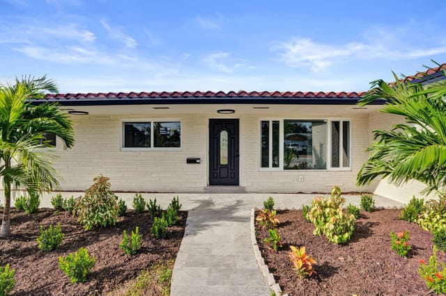 8351 NW 19TH Street, Pembroke Pines, FL 33024