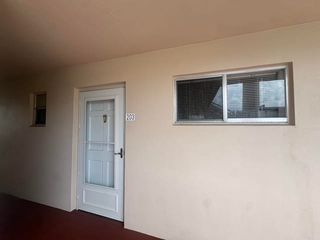 2640 Garden Drive S Apt 203, Lake Worth Beach, FL 33461