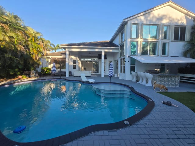 11910 Osprey Point Circle, Wellington, FL 33449