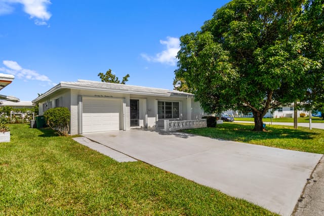 7101 NW 71ST Street, Tamarac, FL 33321