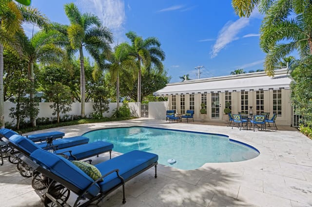 105 NW 7TH Street, Delray Beach, FL 33444