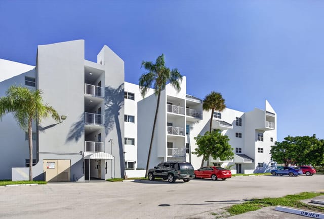 2-web-or-mls-2840 203-5