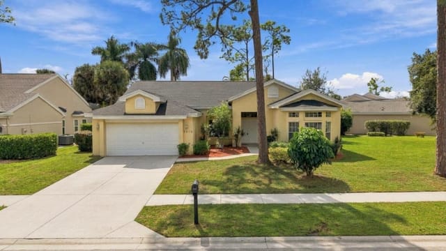 1015 LAKE BREEZE Drive, Wellington, FL 33414