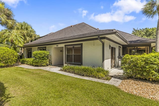 2730 W Polo Island Drive A101, Wellington, FL 33414