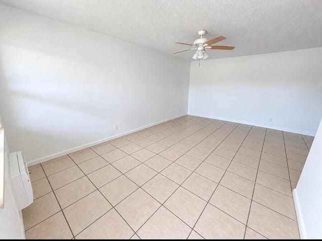 701 SE 15TH Street 8, Fort Lauderdale, FL 33316