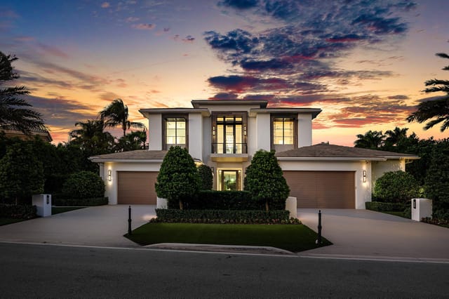 471 ROYAL PALM Way, Boca Raton, FL 33432