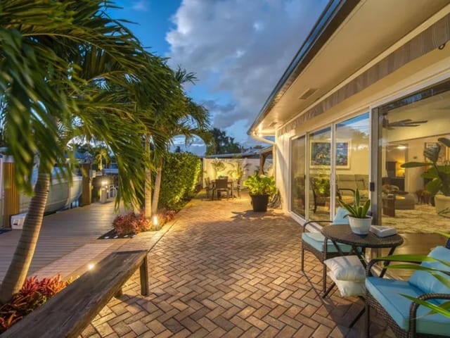 2125 NE 17TH Terrace, Wilton Manors, FL 33305