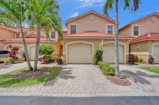 4059 CRYSTAL LAKE Drive, Deerfield Beach, FL 33064