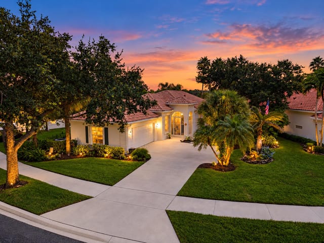 2067 Valencia Drive, Delray Beach, FL 33445