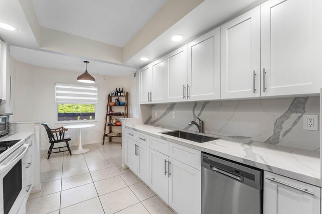 1702 Andros Isle C4, Coconut Creek, FL 33066