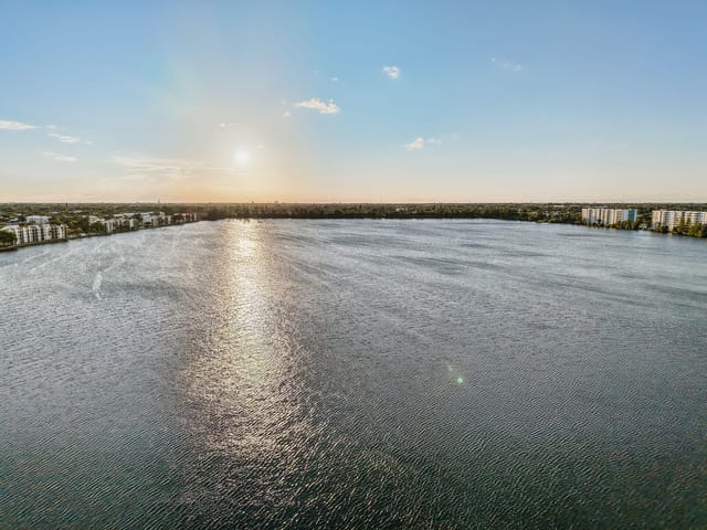 110 Lake Emerald Drive Unit 303, Oakland Park, FL 33309