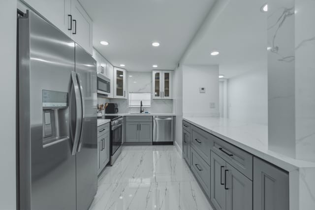 8970 S Hollybrook Boulevard 308, Pembroke Pines, FL 33025