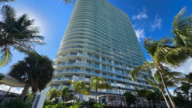 2411 Laguna Circle 510, North Miami, FL 33181
