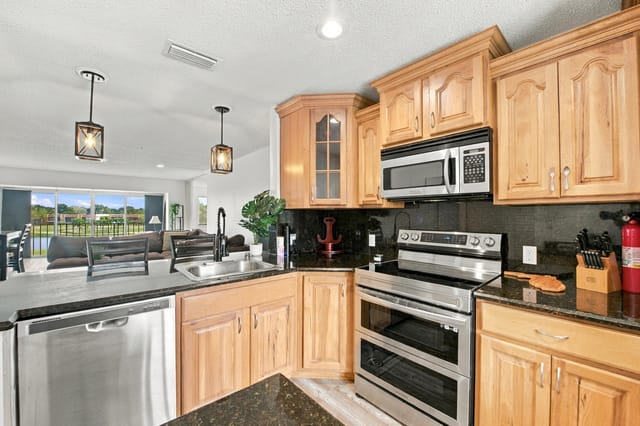 4545 LUXEMBURG Court 303, Lake Worth, FL 33467