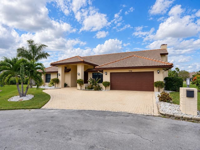 7719 NW 86TH Way, Tamarac, FL 33321